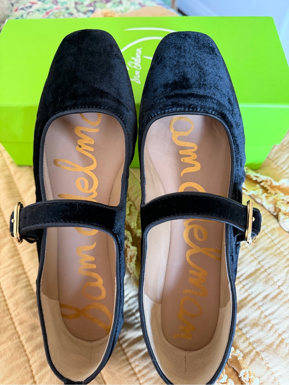 Sam Edelman Black Velvet Mary Jane Flats with Gold Buckle 7.5 - Picture 2 of 9